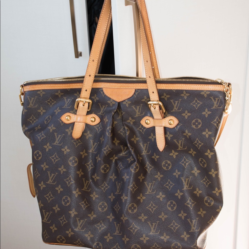 100% authentic Louis Vuitton Pre-owned Palermo bag